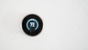 A smart thermometer is set to 72 degrees 